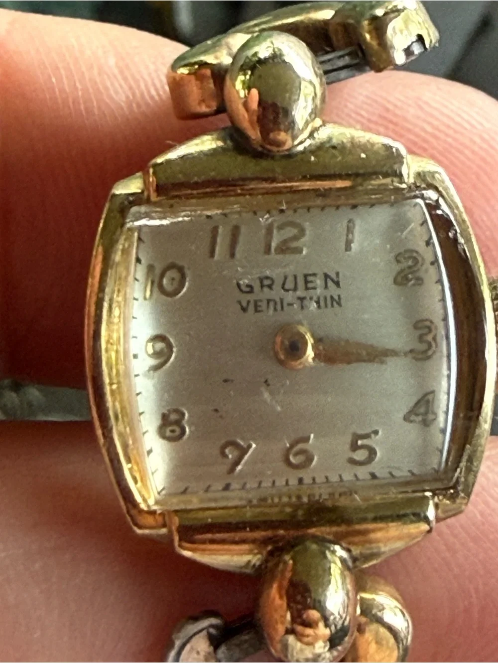 Vintage 40s/50s Gold-Tone Gruen 10k GF Women's Bracelet Watch - Gold